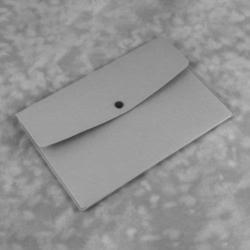 Папка-конверт на кнопке, цвет светло-серый